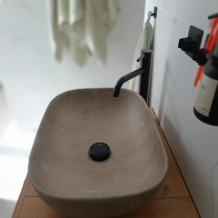 Tiny Loft - S Privátnym Wellness, Saunou A Vírivkou Сasa de vacaciones Šamorín