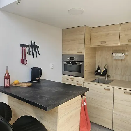 Tiny Loft Šamorín - s privátnym wellness, saunou a vírivkou *